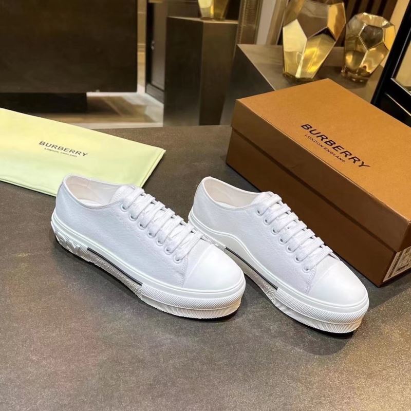 Burberry Low Shoes